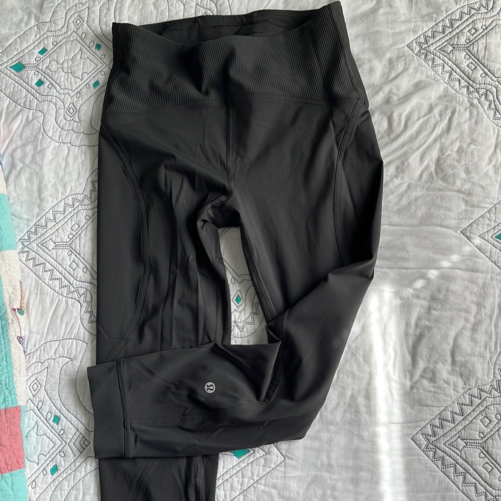 Dark grey 7/8 length leggings size 10